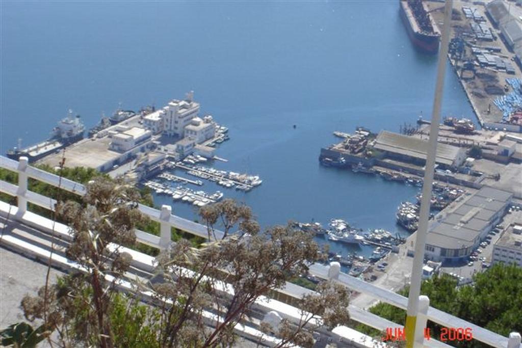 06 2006 ORAN LE PORT DE PECHE ET DE PLAISANCE.jpg